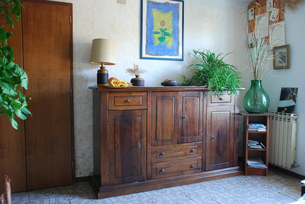 Bed And Breakfast Il Girasole Lamporecchio Exterior photo